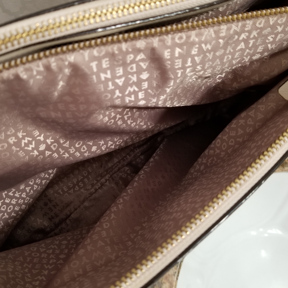 Kate Spade Purse - Picture 8 of 8